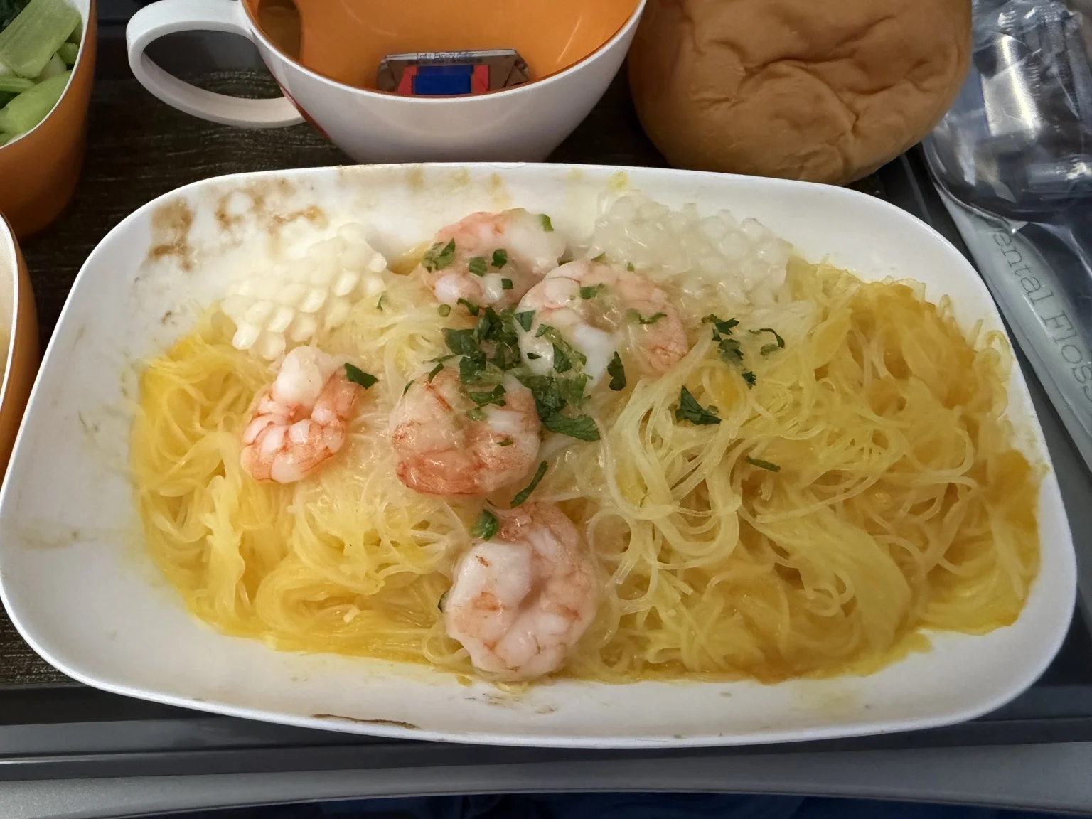 エビと魚介のビーフンのアップ